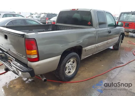 2002 Chevrolet Silverado 1500 Ls z USA, uszkodzony, nr VIN 2GCEC19T021361610